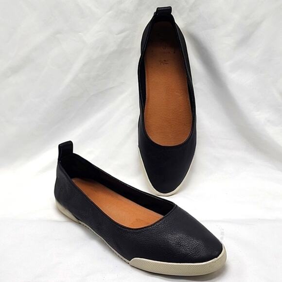 FRYE MELANIE BLACK LEATHER POINTED TOE BALLET SLIP-ON FLATS WOMENS 7 VGUC - Picture 11 of 16